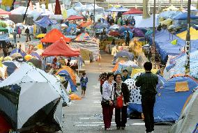 Authorities to clear pro-democracy occupation site Thur.