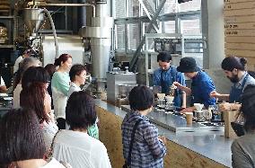 Third-wave coffee drawing attention in Japan