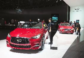 Japanese automakers highlight luxury cars, trucks at Detroit show