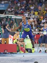 Olympics: Eaton wins decathlon gold