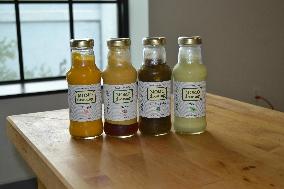 FEATURE: Small-batch salad dressing a hit for Japanese couple in N.Y.