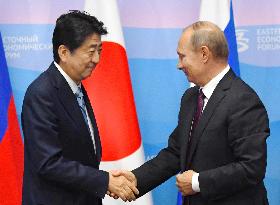 Abe, Putin slam N. Korea nuke test, differ on denuclearization path