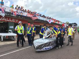 Solar cars begin 3,000-km journey through Australia