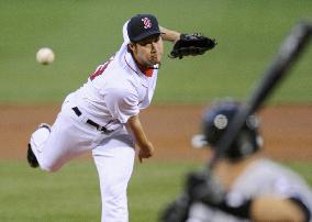 Boston's Tazawa lackluster vs. White Sox