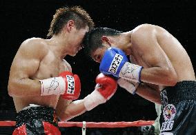 Hasegawa wins WBC featherweight title