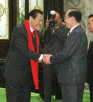 Japanese lawmaker Inoki meets N. Korea's ceremonial head of state