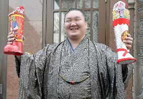 Yokozuna Hakuho retains east slot for New Year tournament