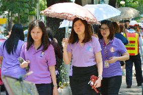 Thais wear purple shirts for Princess Sirindhorn's birthday