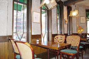 Cafe visited by John Lennon in 1979 still stands in Tokyo's Ginza