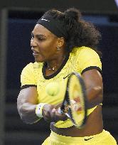 S. Williams advances to Australian Open 4th round