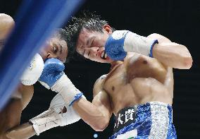 Boxing: Japan's Taguchi defended WBA light flyweight title