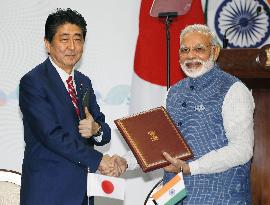 Abe, Modi agree to maximize pressure on N. Korea