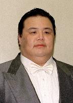 Sumo stablemaster Tagonoura dies at 46