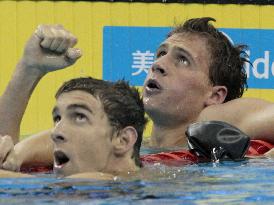 Lochte sets new world record