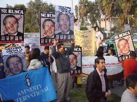 (2)Peru envoy requests Japan extradite Fujimori