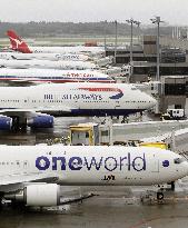 Oneworld aviation alliance at Narita