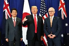 U.S., Japan, Australia summit talks in Manila