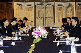 Japan, China agree to work on mechanism amid maritime friction