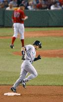 (3)Yankees' Matsui hits grand slam