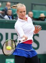 Bertens advances to French Open semifinals