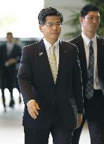 Cabinet reshuffle amid waning support for PM Abe