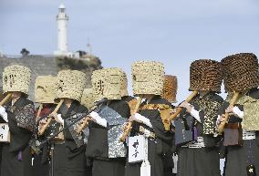 Japan commemorates 2011 quake victims