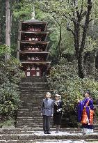 Japanese emperor, empress in Nara