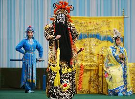 Peking opera staged in Beijing at Japan-China exchange event