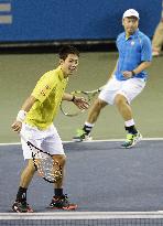 Nishikori, Chang play charity tennis for 2011 disaster in Japan