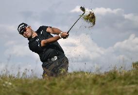 Golf: Matsuyama 7 back going into final round of British Open