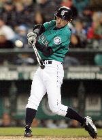 Mariners' Ichiro against Tigers