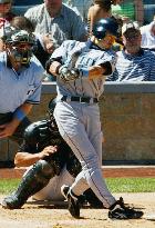 Ichiro hits double against Pirates