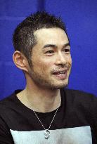 Ichiro reaches 200 hits for record 9th straight season