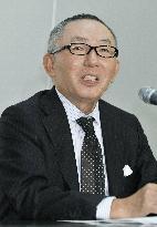 Uniqlo operator logs record sales, operating profit in FY 2009