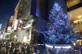 Christmas tree in Ginza