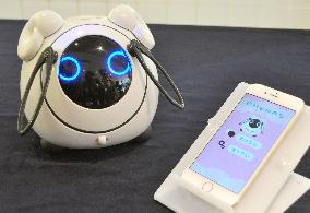Tomy, NTT Docomo develop conversational robot toy
