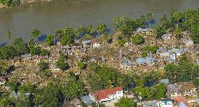 Residential area hit by flash flooding in Philippines