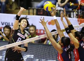 Japan survives Dominican challenge