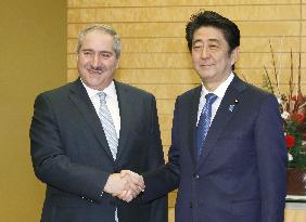 PM Abe meets with Jordanian foreign minister