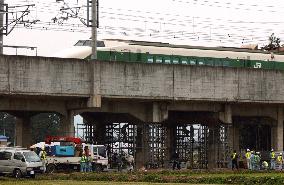 (6)Damage from strong quake in northeast Japan