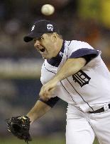 Tigers beat Cardinals to tie World Series 1-1