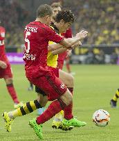 Soccer: Kagawa sparkles as Dortmund make it 11 wins in a row