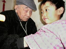 Yamazaki, Japanese doctor in China, dies at 102