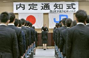 Japanese companies begin offering jobs to prospective graduates