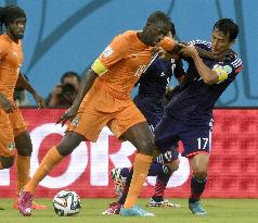 Japan's Hasebe faces Ivory Coast's Yaya Toure