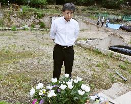 Bereaved kin unveil monument for 2014 Hiroshima mudslide victims