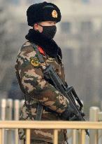 Vehicle restrictions in smog-hit Beijing