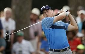 Spieth jumps out to 3-shot lead at Masters