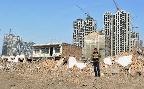 Construction work stalled in Chinese province due to fund shortage