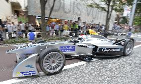 Formula E car makes demonstration run in Tokyo